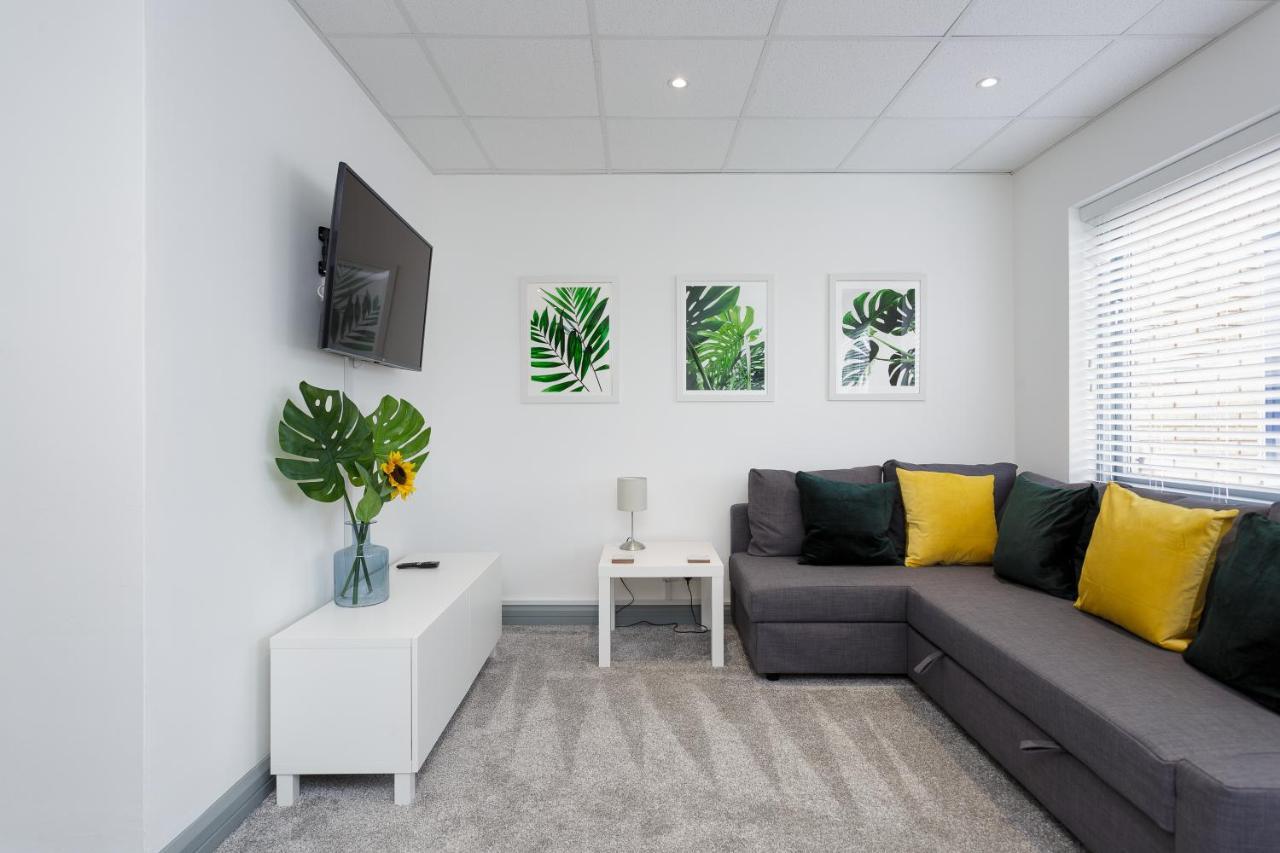 Sovereign Gate - 2 Double Bedroom Apartment In Portsmouth City Centre Exterior photo